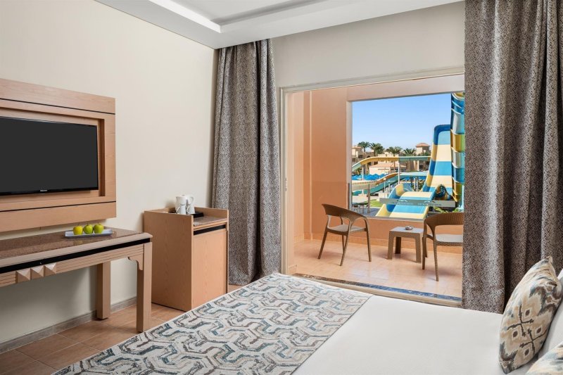 Standard Pool View Room