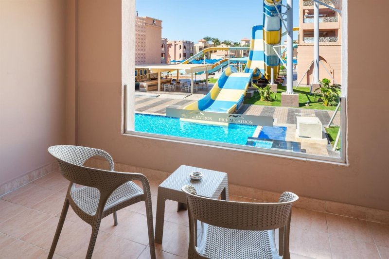 Standard Pool View Room