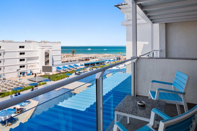 Premium Sea View Room