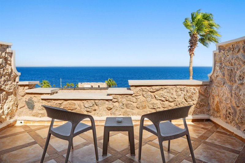 Standard Sea View Room