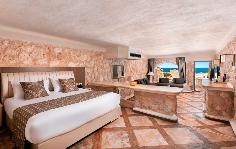 Deluxe Sea View