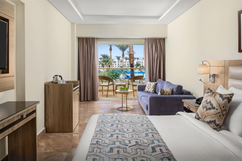 Standard Pool View Room