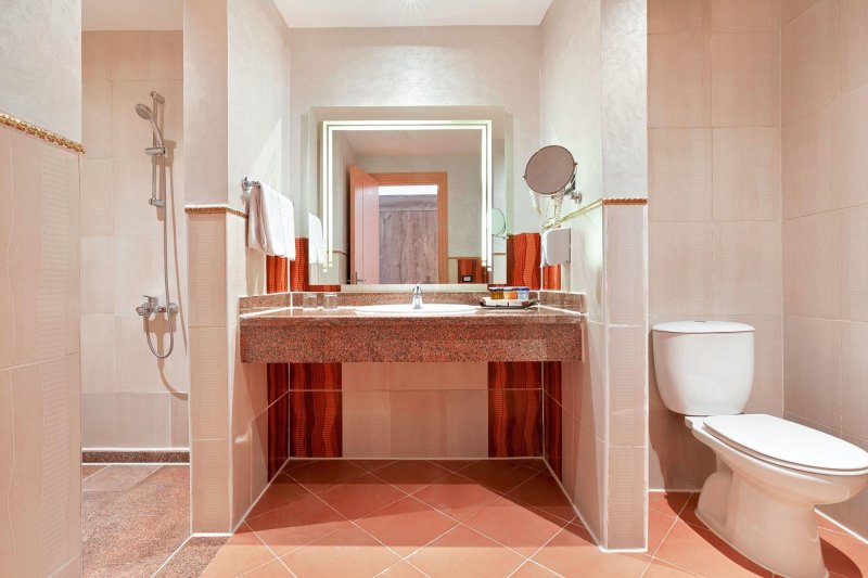 Standard Garden/Pool View Room