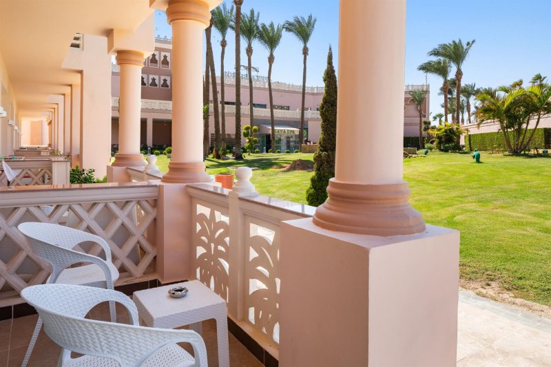 Standard Garden View Room