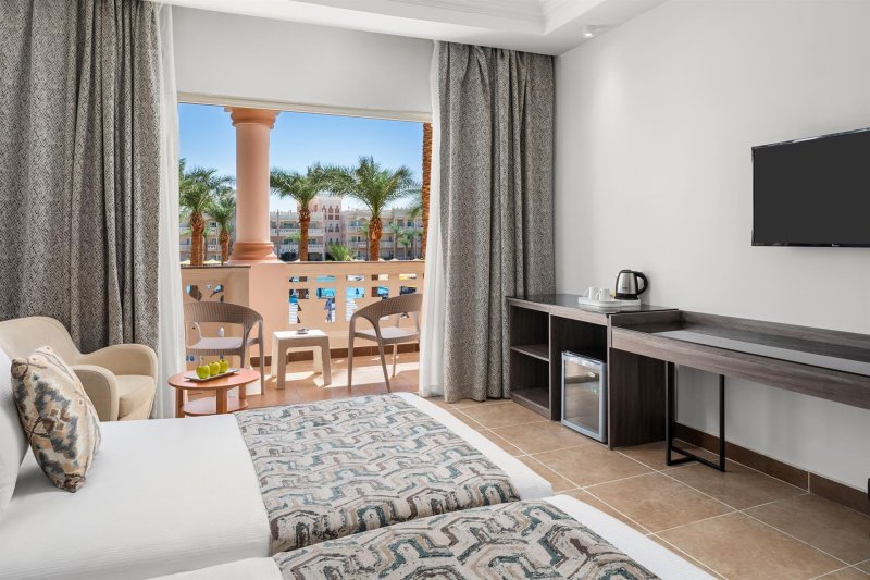 Standard Side Sea View Room
