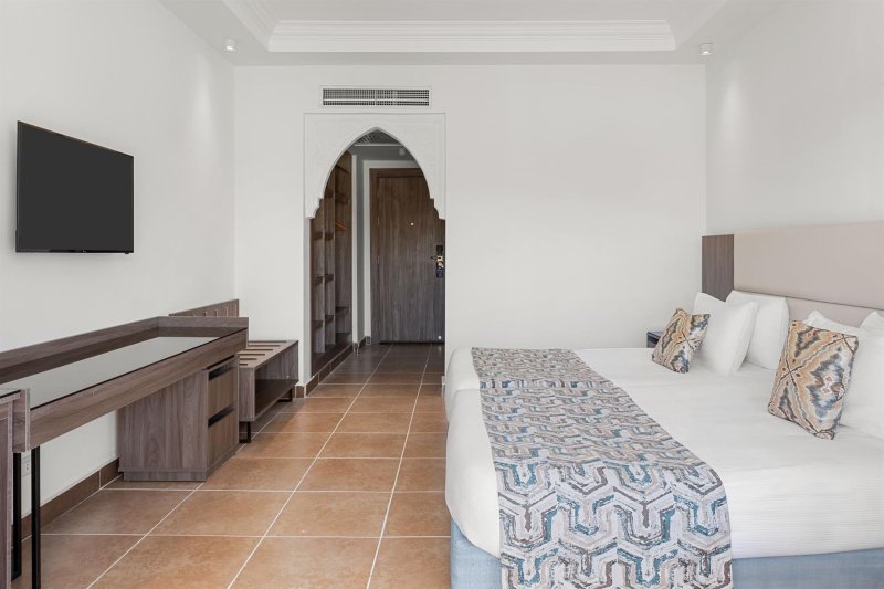 Standard Side Sea View Room