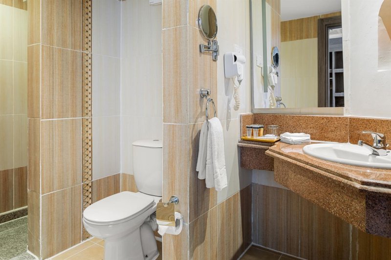 Standard Side Sea View Room