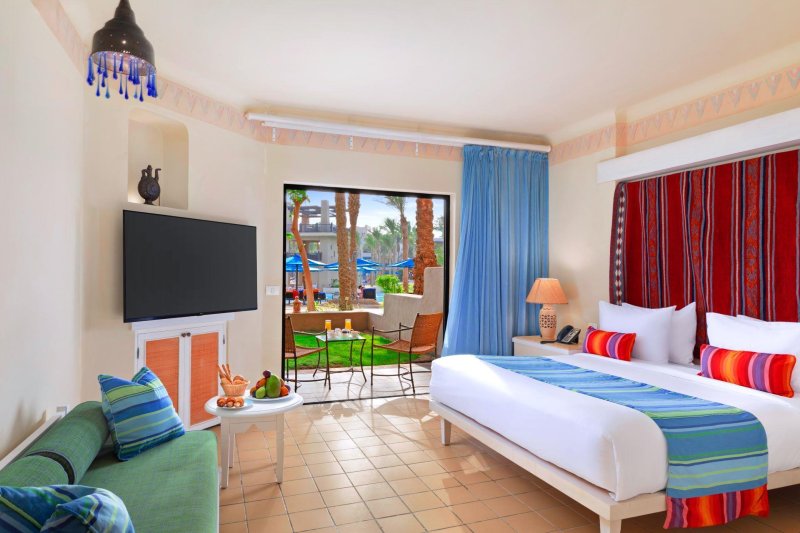 Family Interleading Sea View Room