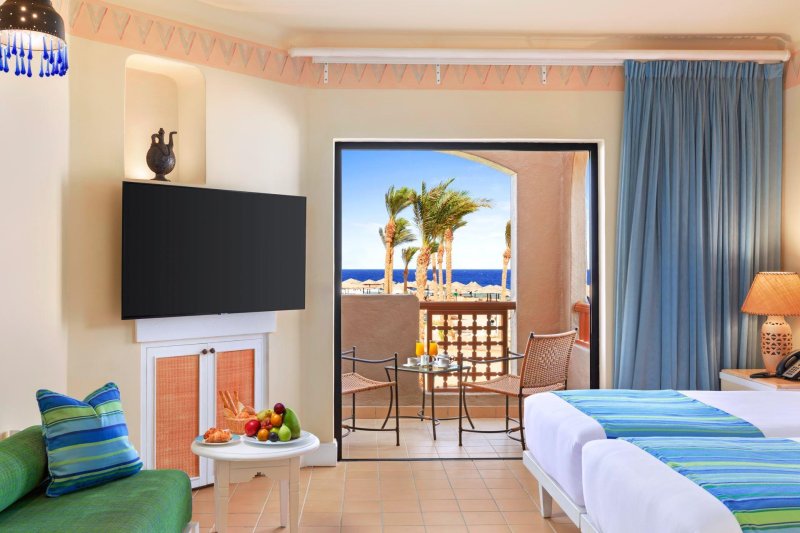 Family Interleading Sea View Room