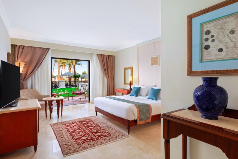 Family Interleading Garden View Room