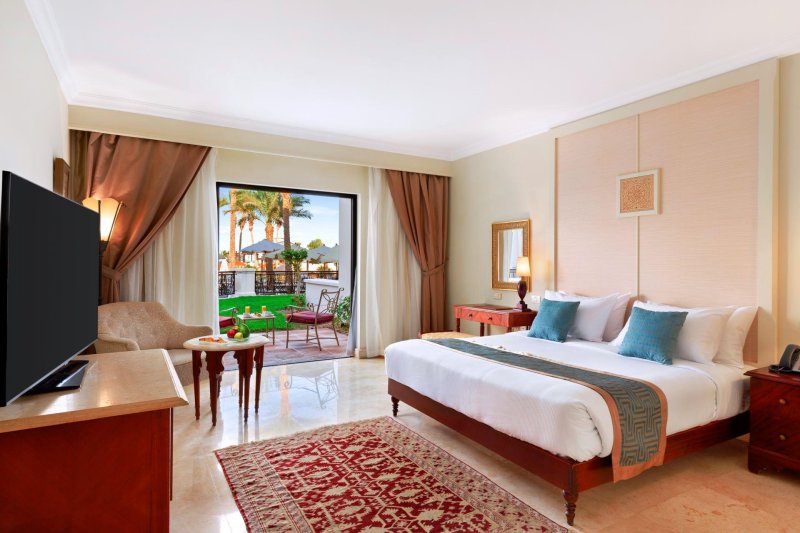 Family Interleading Garden View Room