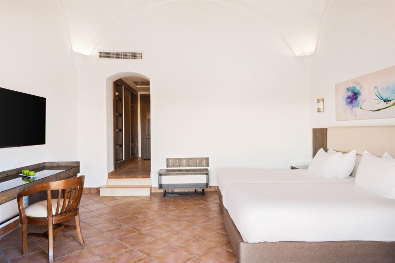 Family Deluxe Garden View Room