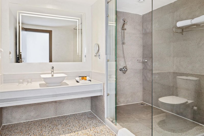 Family Deluxe Pool View