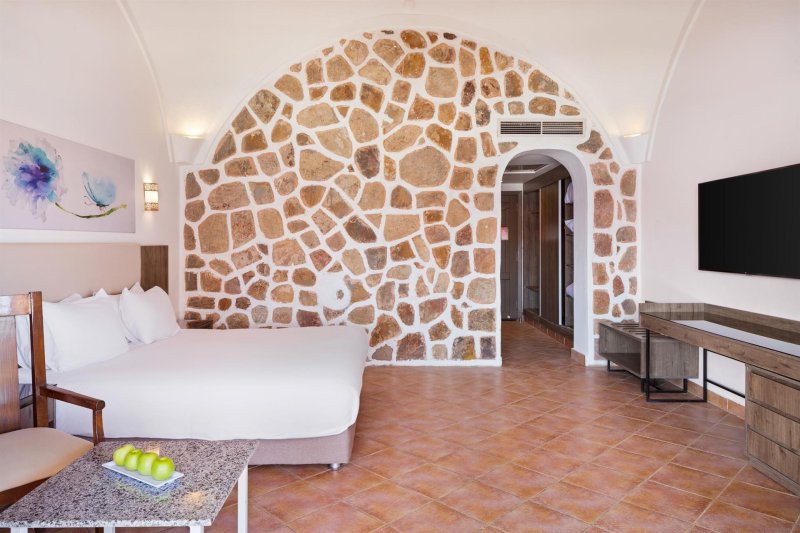 Standard Garden View Room