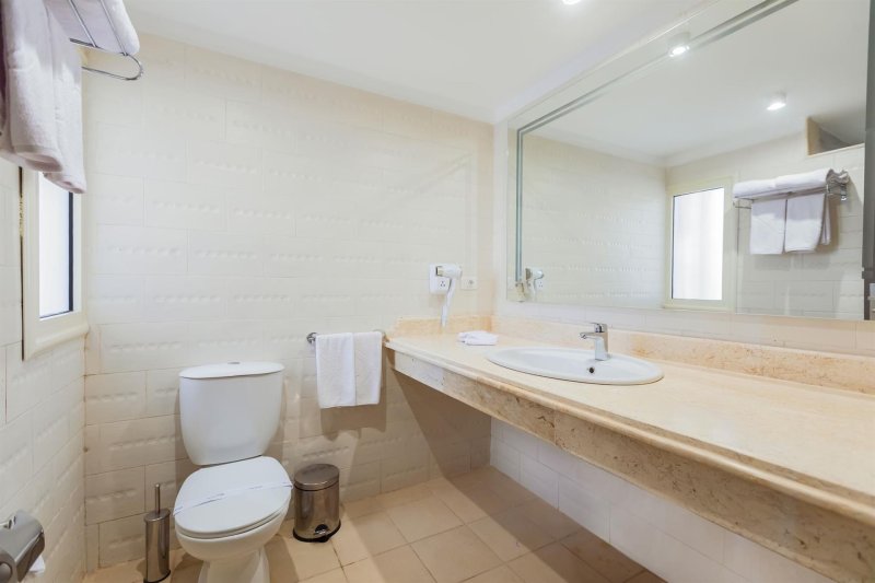 Standard Sea View Room