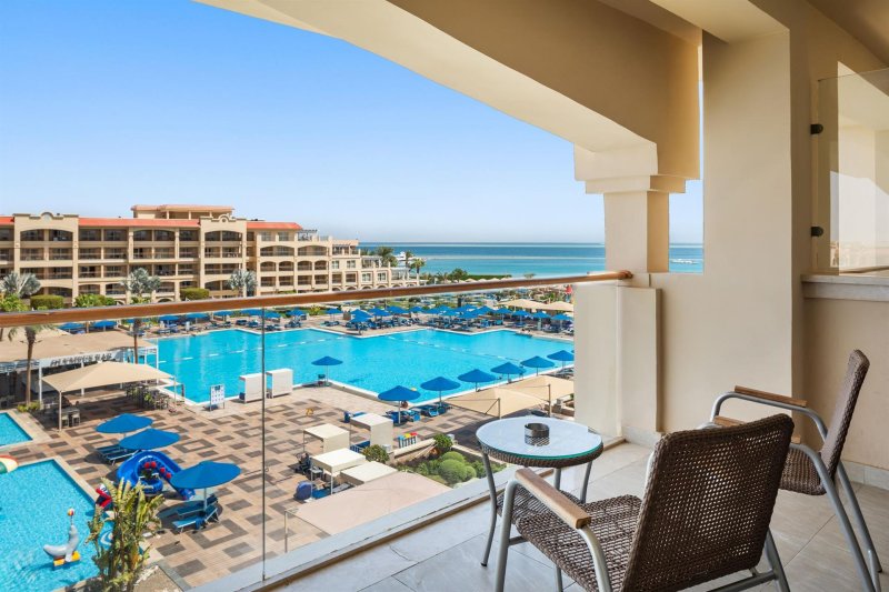 Deluxe Side Sea View Room