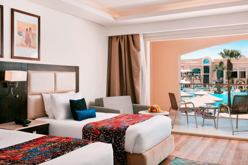 Deluxe Side Sea View Room