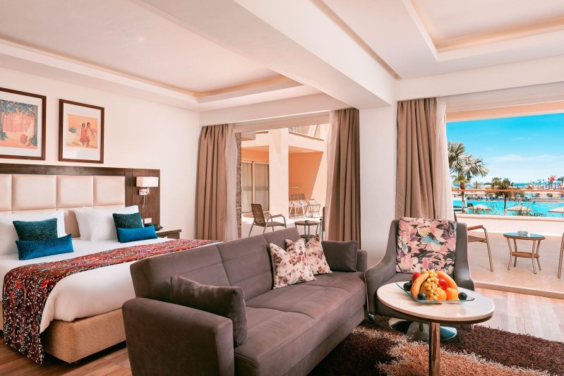 Junior Suite Pool View