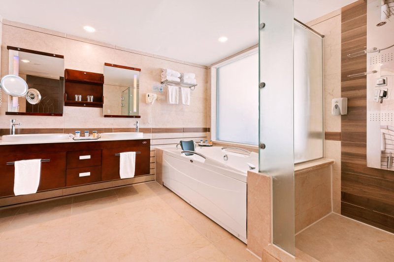 Junior Suite Pool View