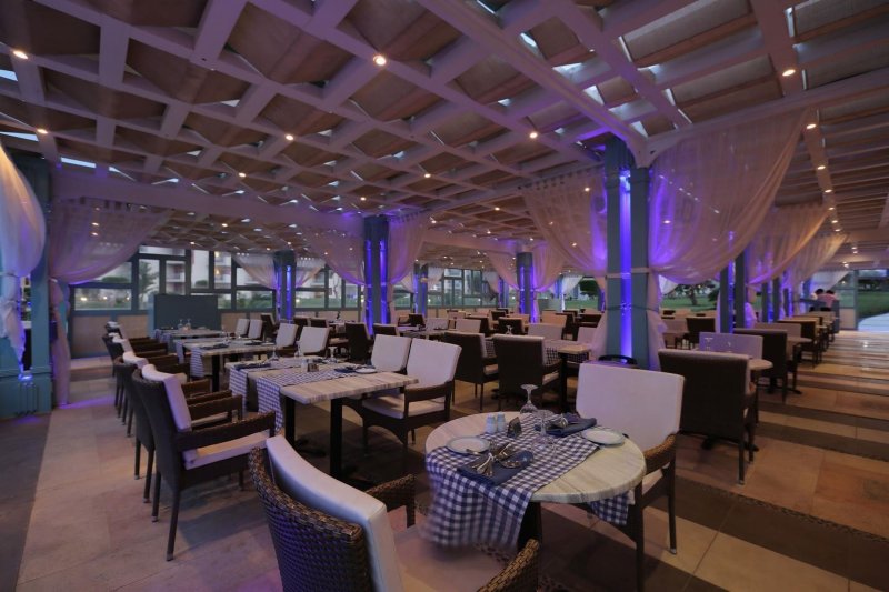 Hurghada utazás Posh Club By Sunrise Crystal Bay Resort