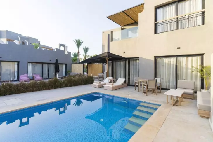 Executive Pool Suite - Posh Club