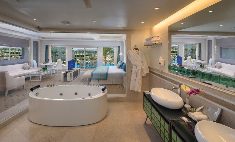 Majestic Suite