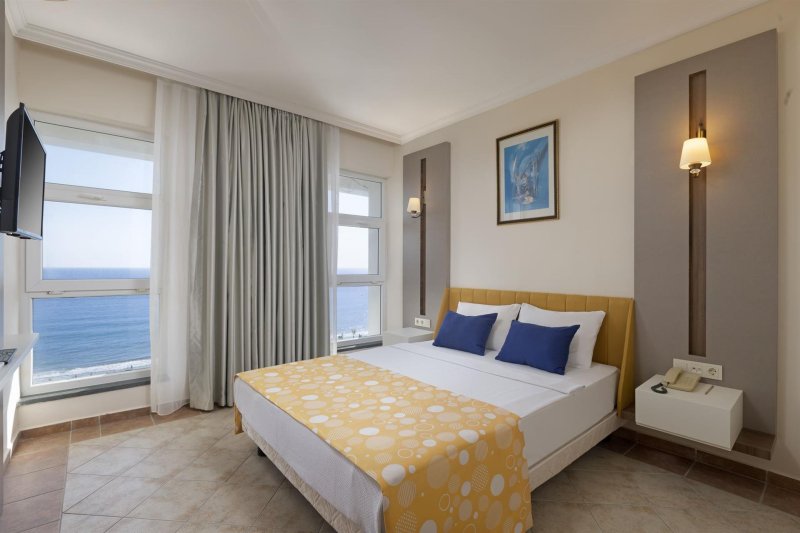 Family Room Side Sea View