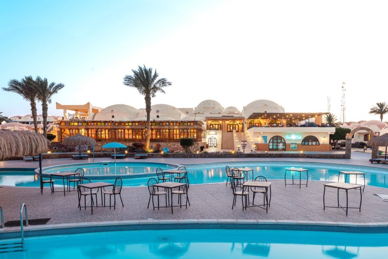 Marsa Alam utazás Protels Crystal Beach Resort