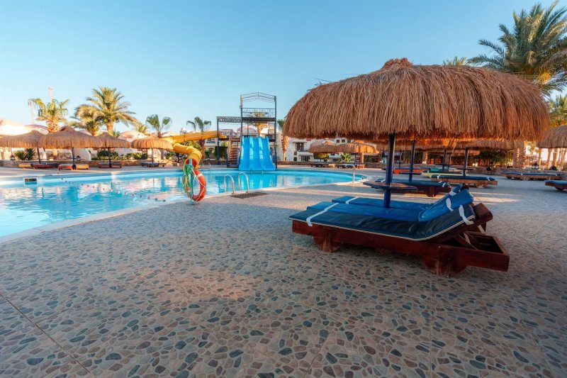 Marsa Alam utazás Protels Crystal Beach Resort