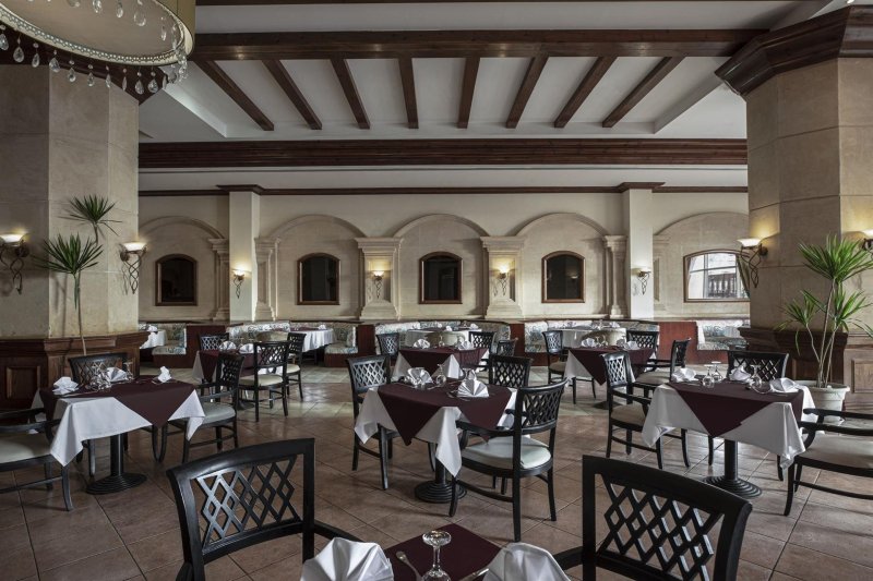 Hurghada utazás Pyramisa Sahl Hashesh Resort