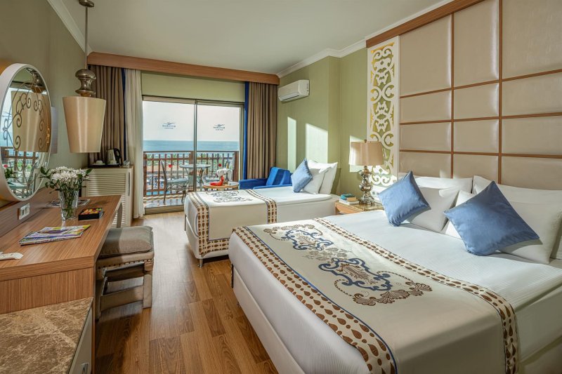 Std Sea View Ladies And Couple Only