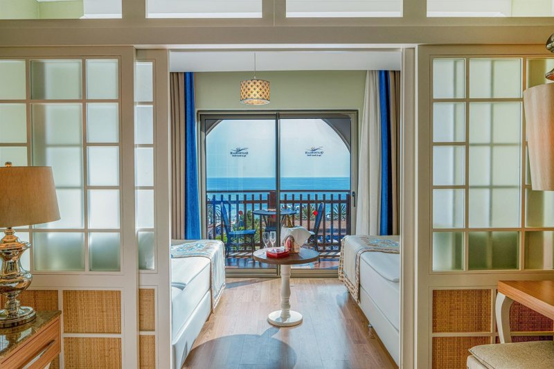 Family Direct Sea View Couple And Ladies Only