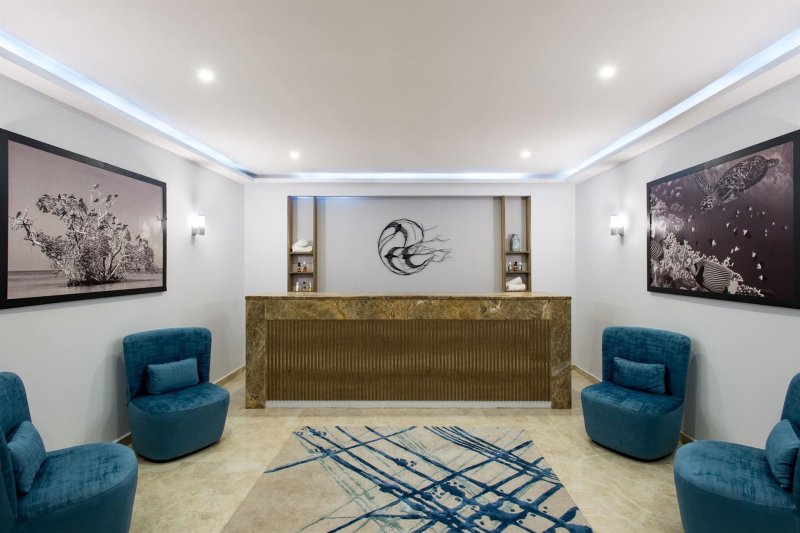 Marsa Alam utazás Radisson Individuals Marina Resort Port Ghalib