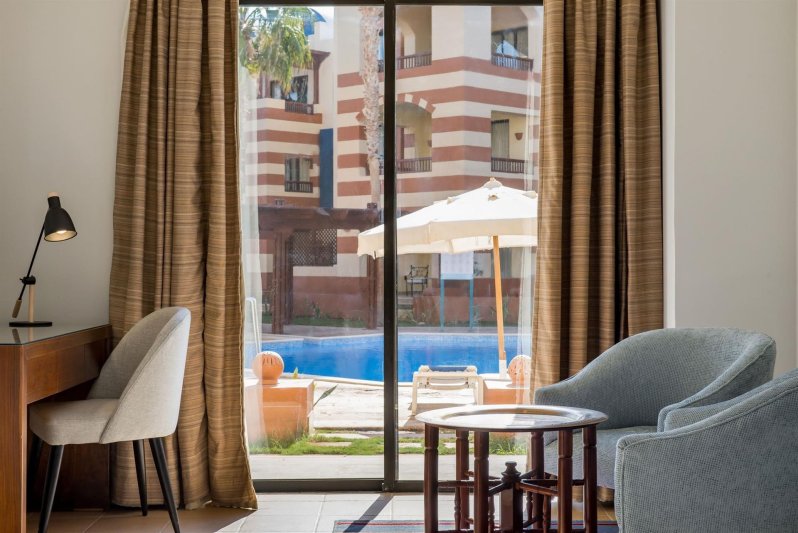 Superior Room Pool View