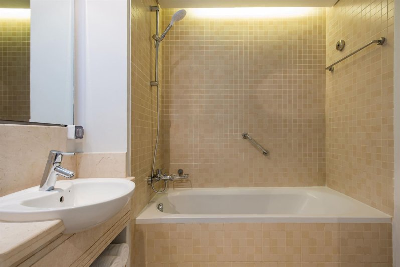 Superior Room Pool View