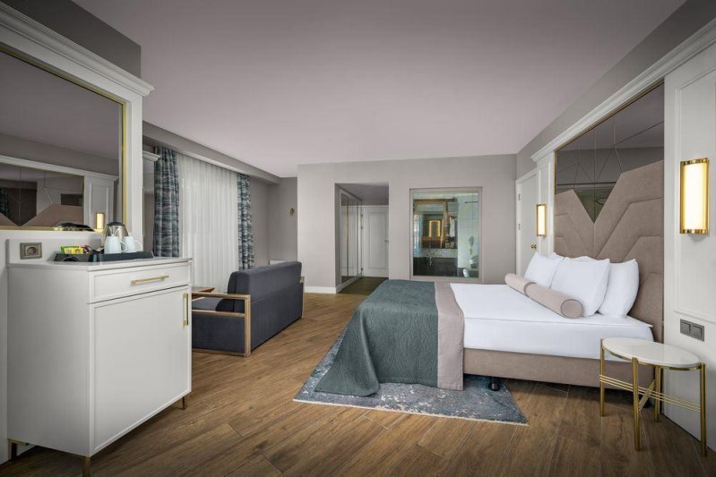 Deluxe Terrace Room With Jacuzzi