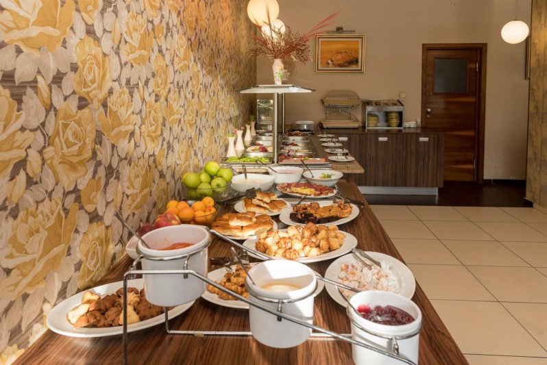 Napospart utazás Regata Palace