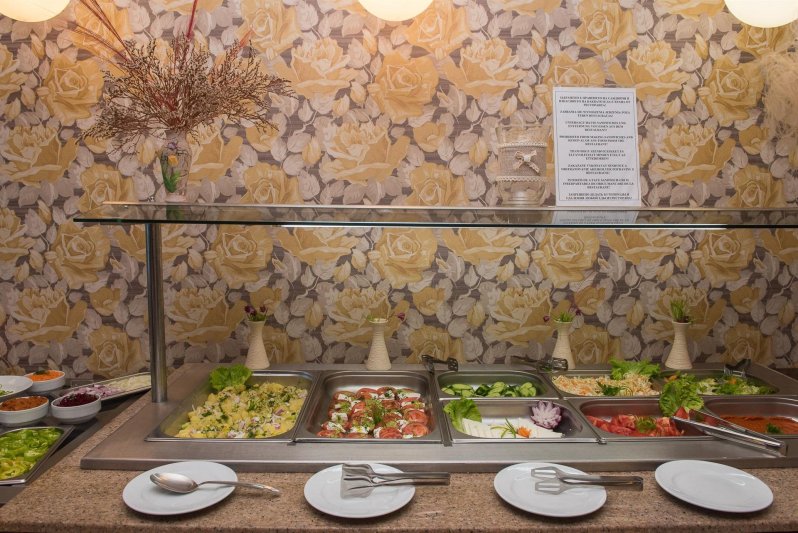 Napospart utazás Regata Palace