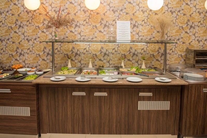 Napospart utazás Regata Palace