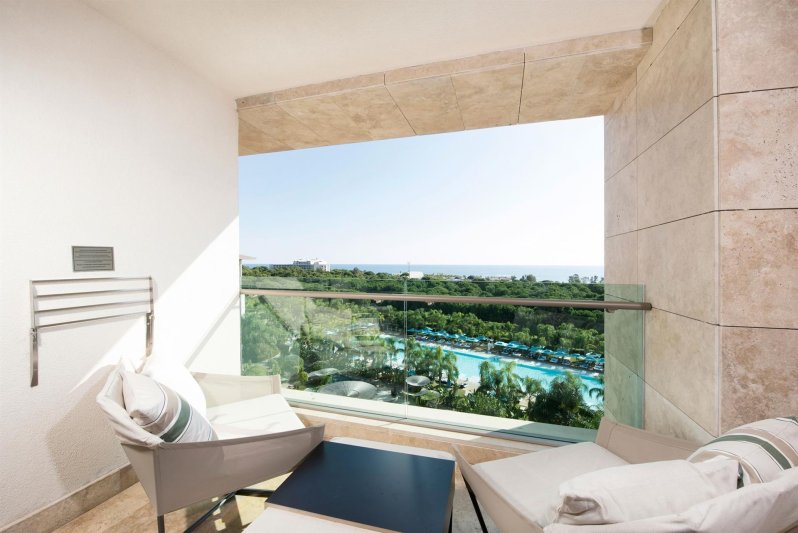 Jade Suite