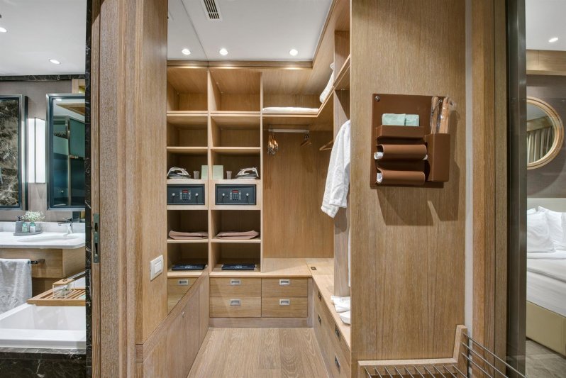 Jade Room Partial Sea View