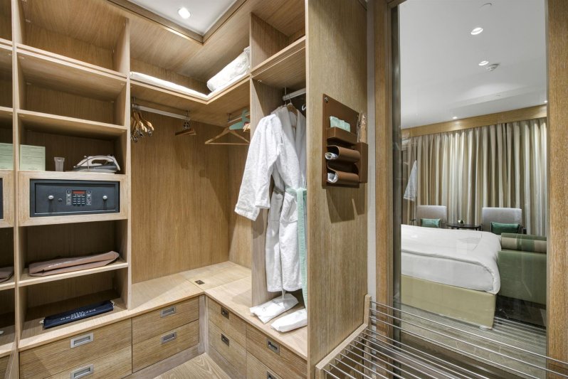 Jade Room