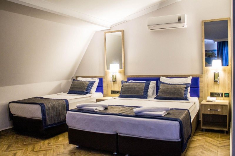Standard Sea View Room