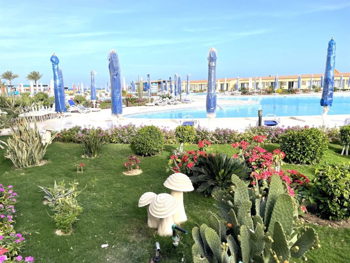 Hurghada utazás Rewaya Luxury Resort