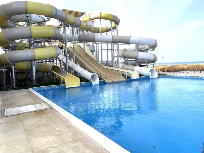 Hurghada utazás Rewaya Luxury Resort