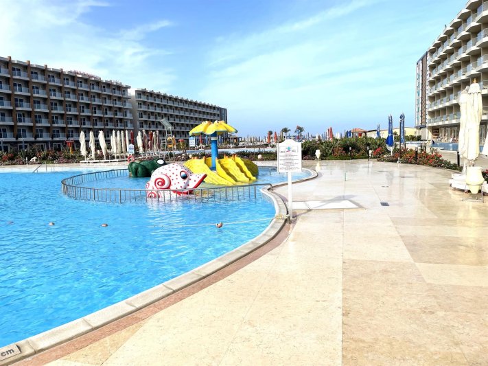 Hurghada utazás Rewaya Luxury Resort