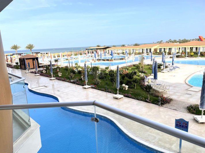 Hurghada utazás Rewaya Luxury Resort