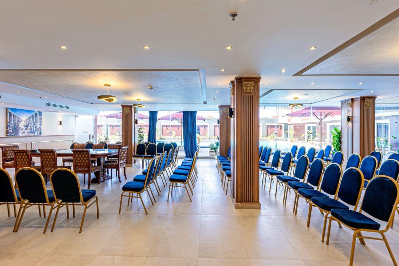 Hurghada utazás Rewaya Majestic Resort