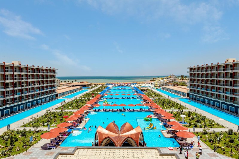 Hurghada utazás Rewaya Majestic Resort