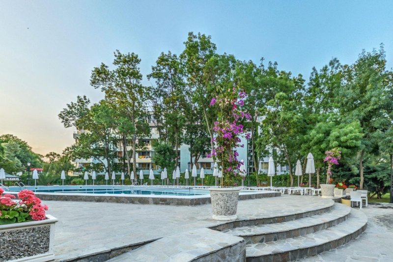 Napospart utazás Riva Park